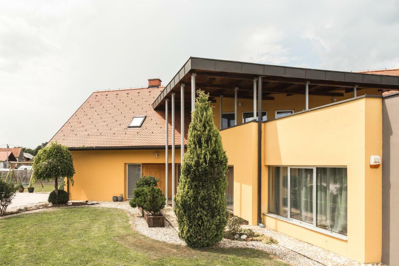 Vila Izabela Križevci pri Ljutomeru Exterior foto